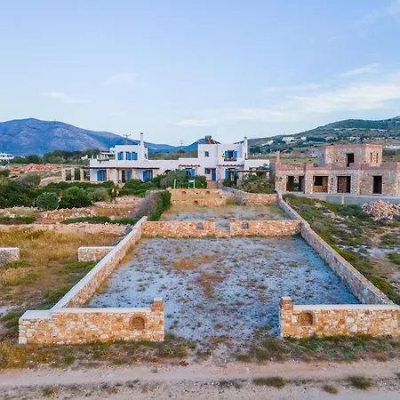 Ioanna For 10 - Allparos Ferienhaus Sarakíniko